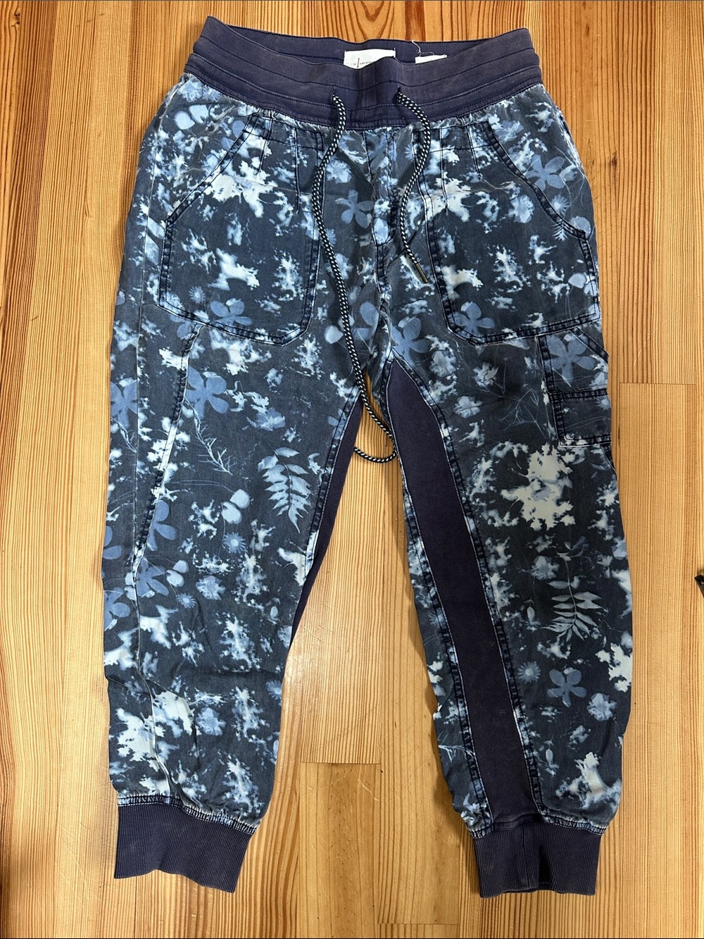 Women’s Floral Joggers